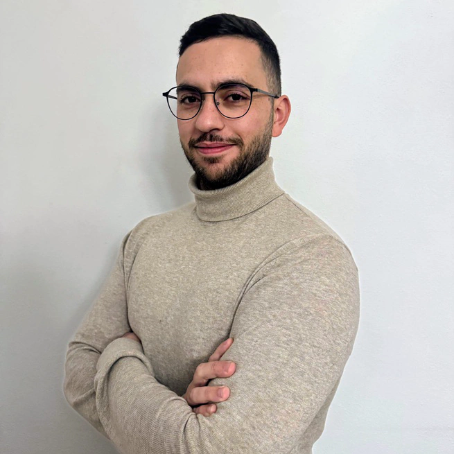 Importance of an unlimited source of high quality data for medical tasks